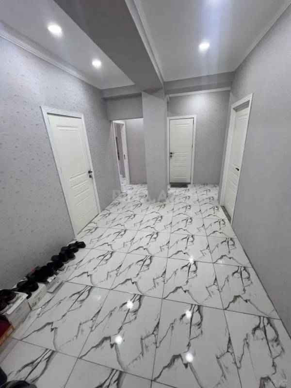Satılır 3 otaqlı mənzil 110 m²