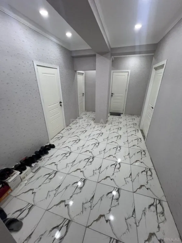 Satılır 3 otaqlı mənzil 110 m²