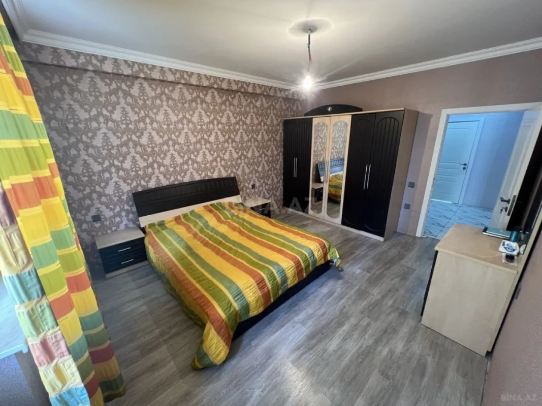 Satılır 3 otaqlı mənzil 110 m²