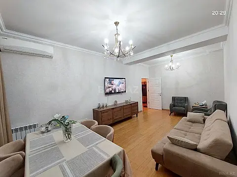 Satılır 3 otaqlı mənzil 102 m²