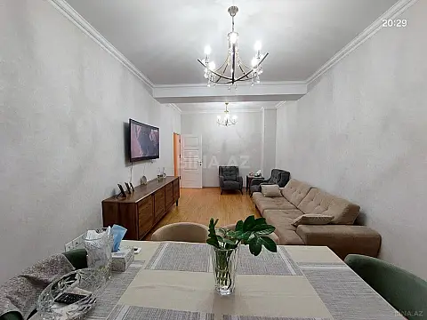 Satılır 3 otaqlı mənzil 102 m²