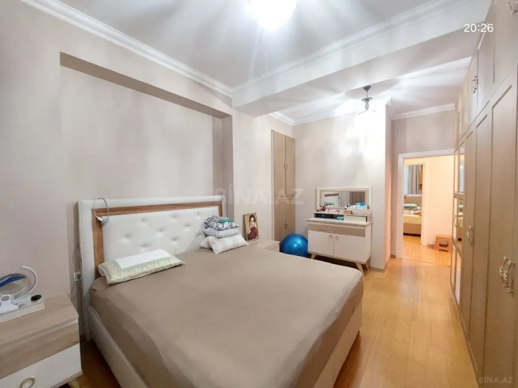 Satılır 3 otaqlı mənzil 102 m²