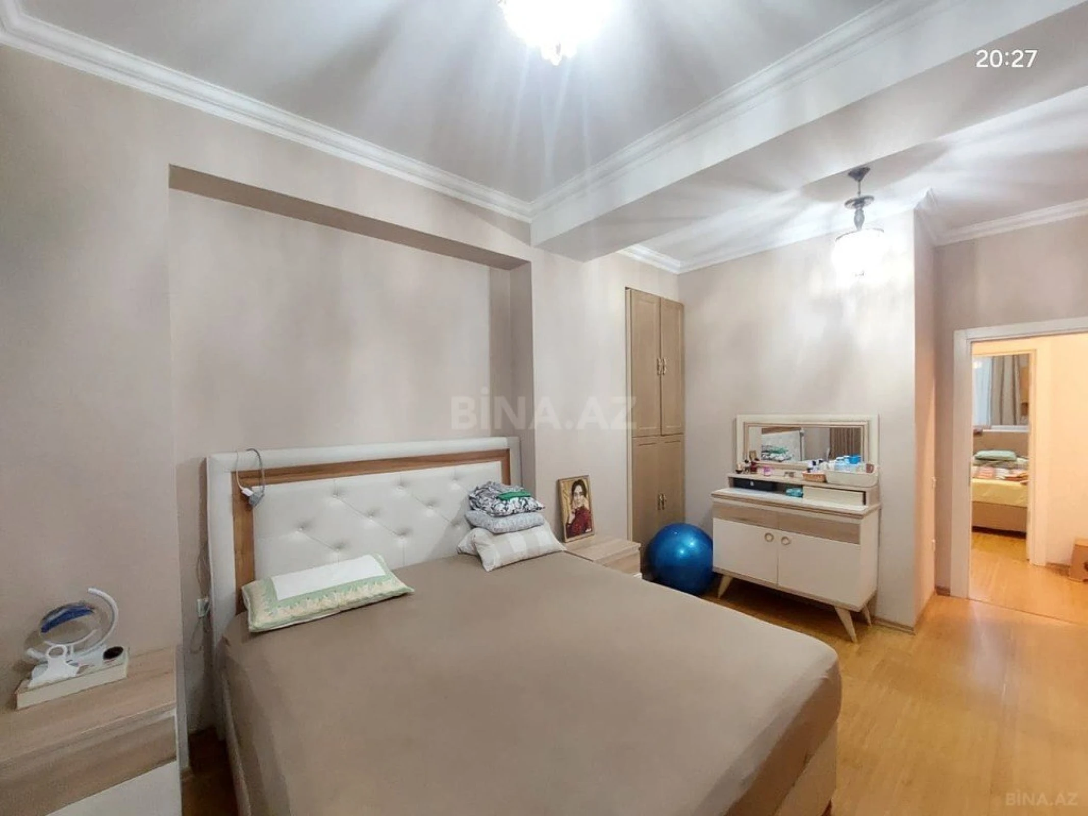 Satılır 3 otaqlı mənzil 102 m²
