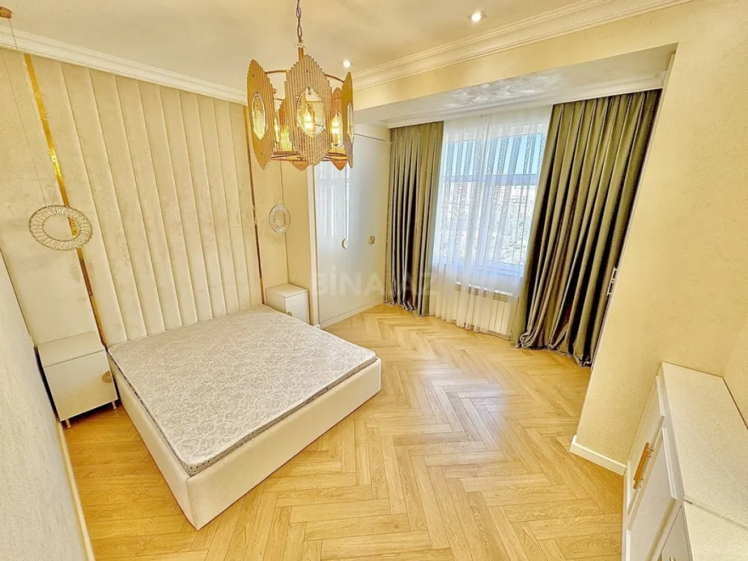 Satılır 3 otaqlı mənzil 80 m²