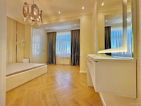 Satılır 3 otaqlı mənzil 80 m²