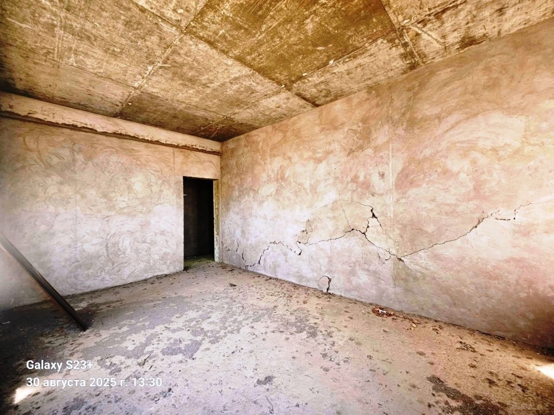 Satılır 5 otaqlı mənzil 265 m²