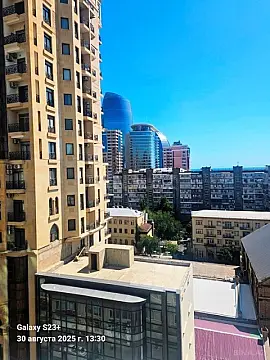 Satılır 5 otaqlı mənzil 265 m² — Bakı, Xətai m/s yanı 5 otaq 265.00 m²