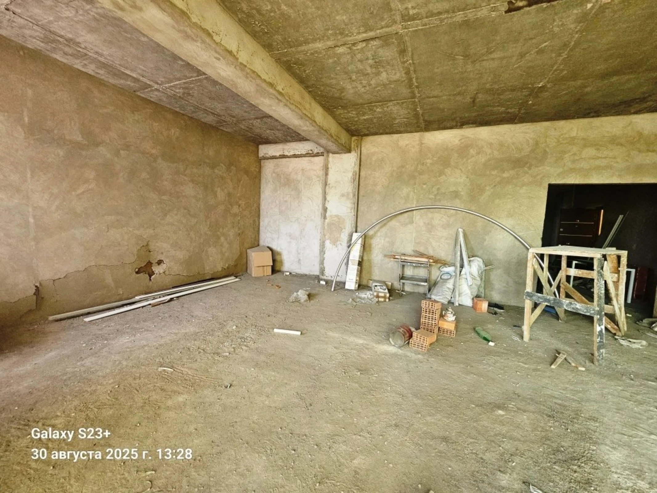 Satılır 5 otaqlı mənzil 265 m²