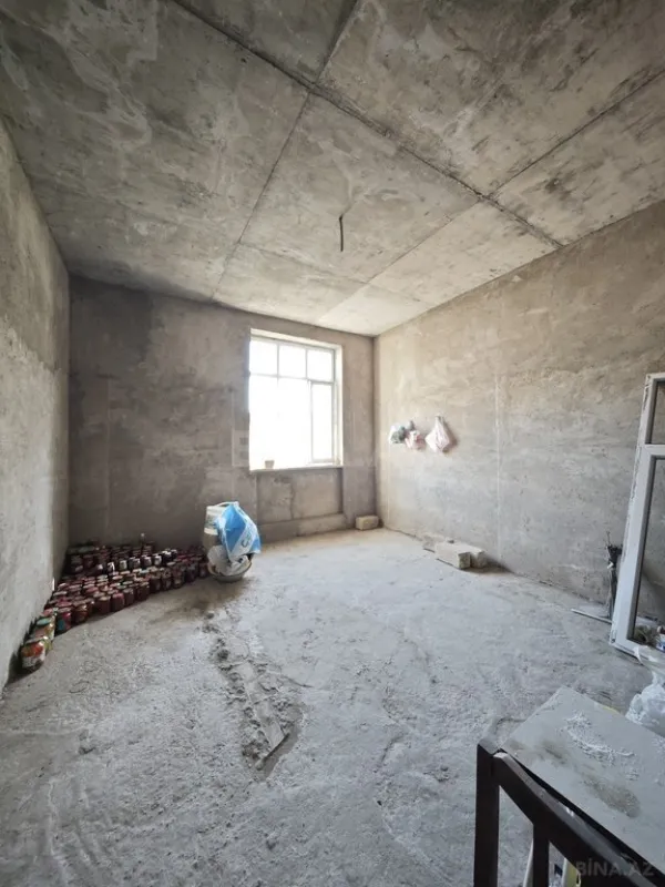 Satılır 7 otaqlı həyət evi 250 m²