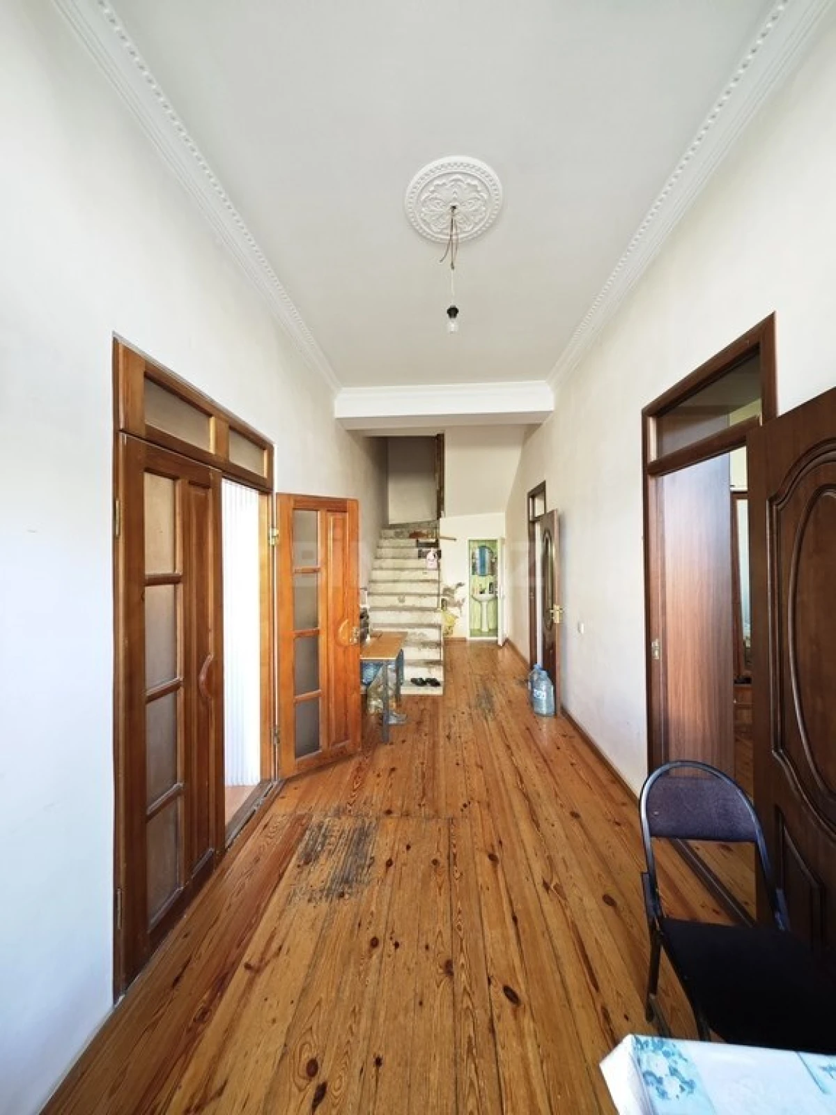 Satılır 7 otaqlı həyət evi 250 m²