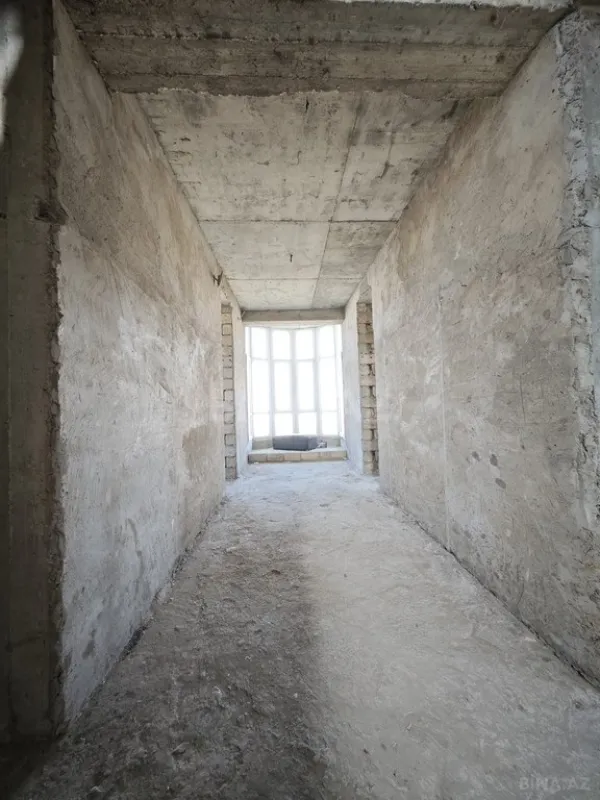 Satılır 7 otaqlı həyət evi 250 m²