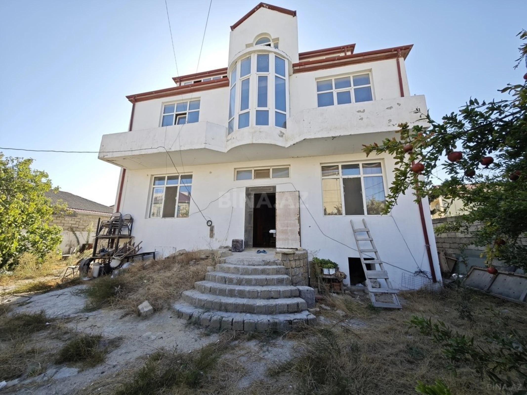 Satılır 7 otaqlı həyət evi 250 m²