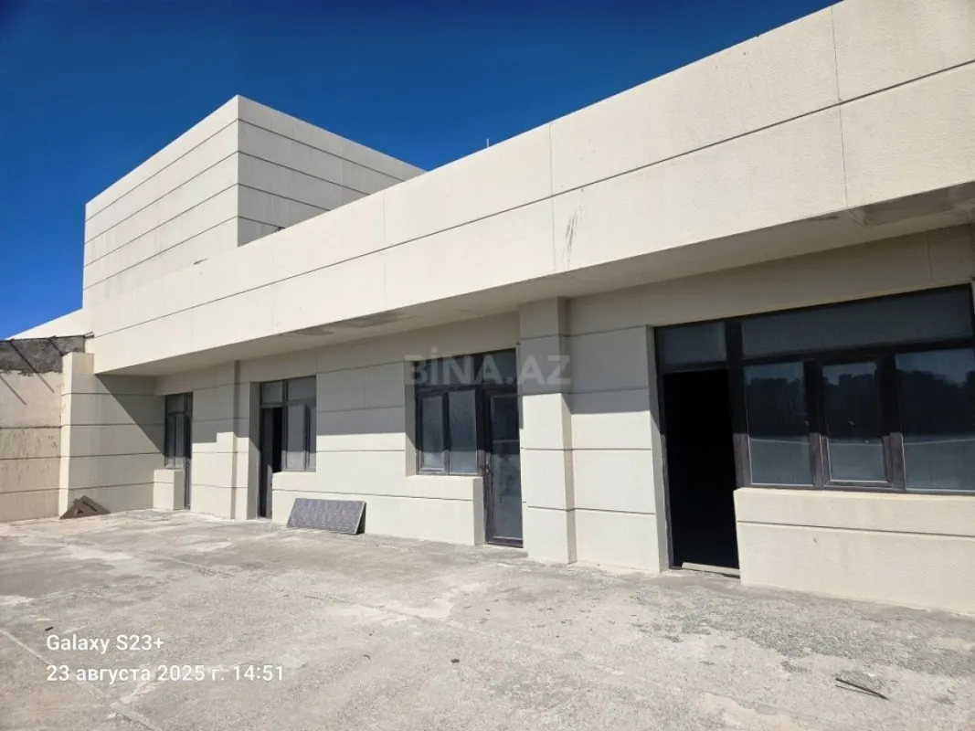 Satılır 4 otaqlı mənzil 340 m²