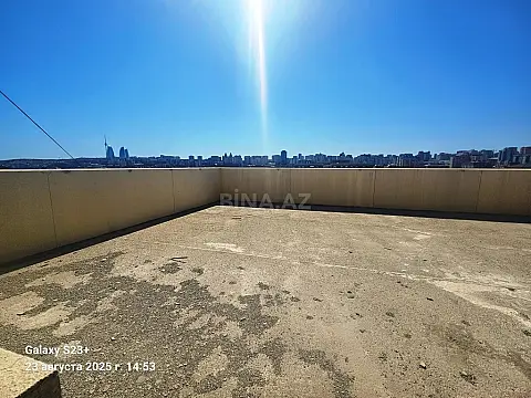 Satılır 4 otaqlı mənzil 340 m²