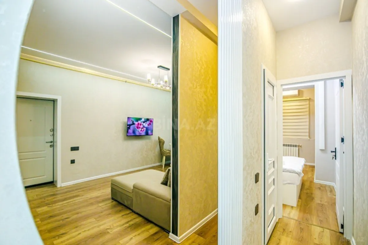 Kirayə verilir 4 otaqlı mənzil 147 m²