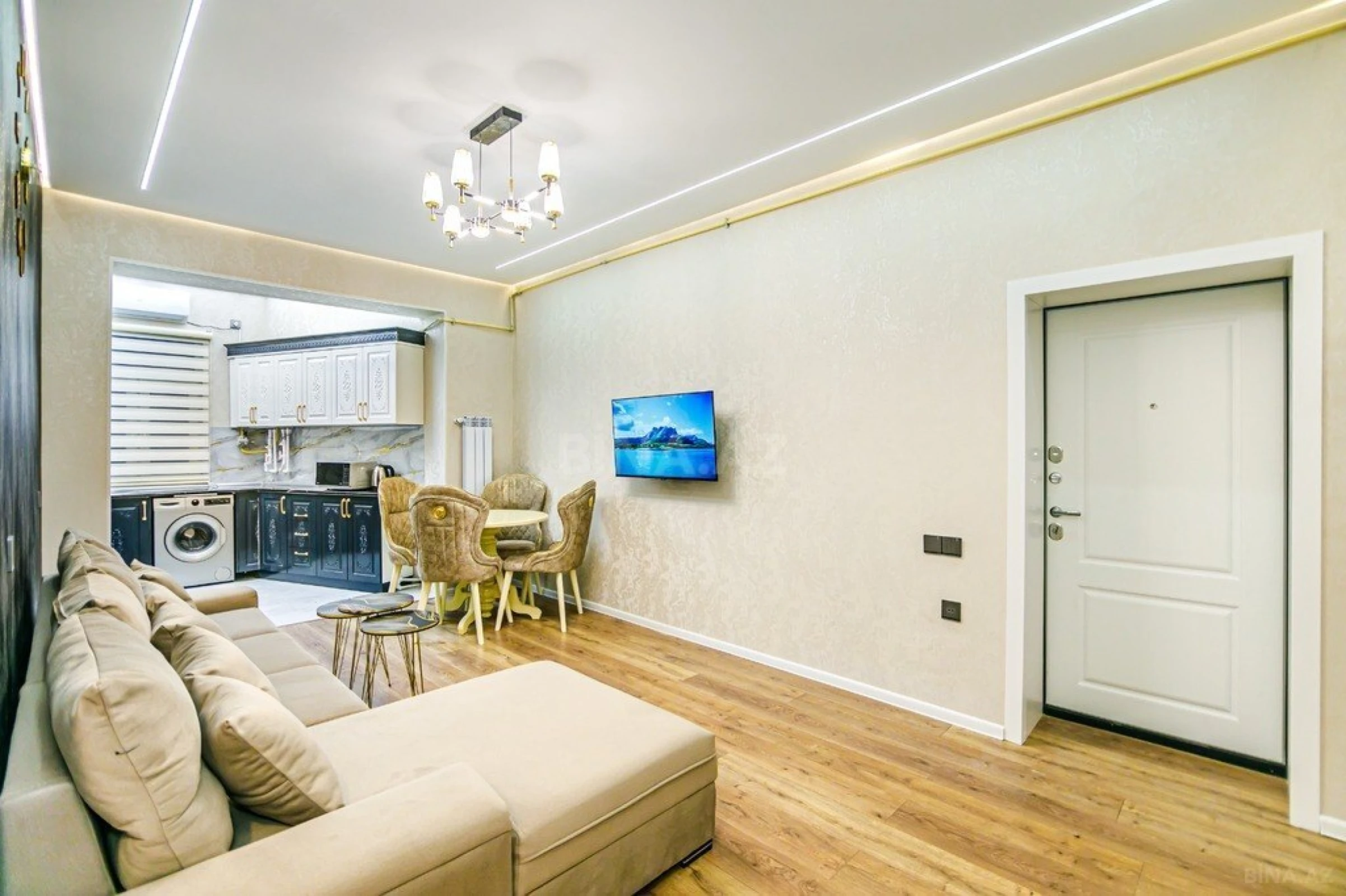 Kirayə verilir 4 otaqlı mənzil 147 m²