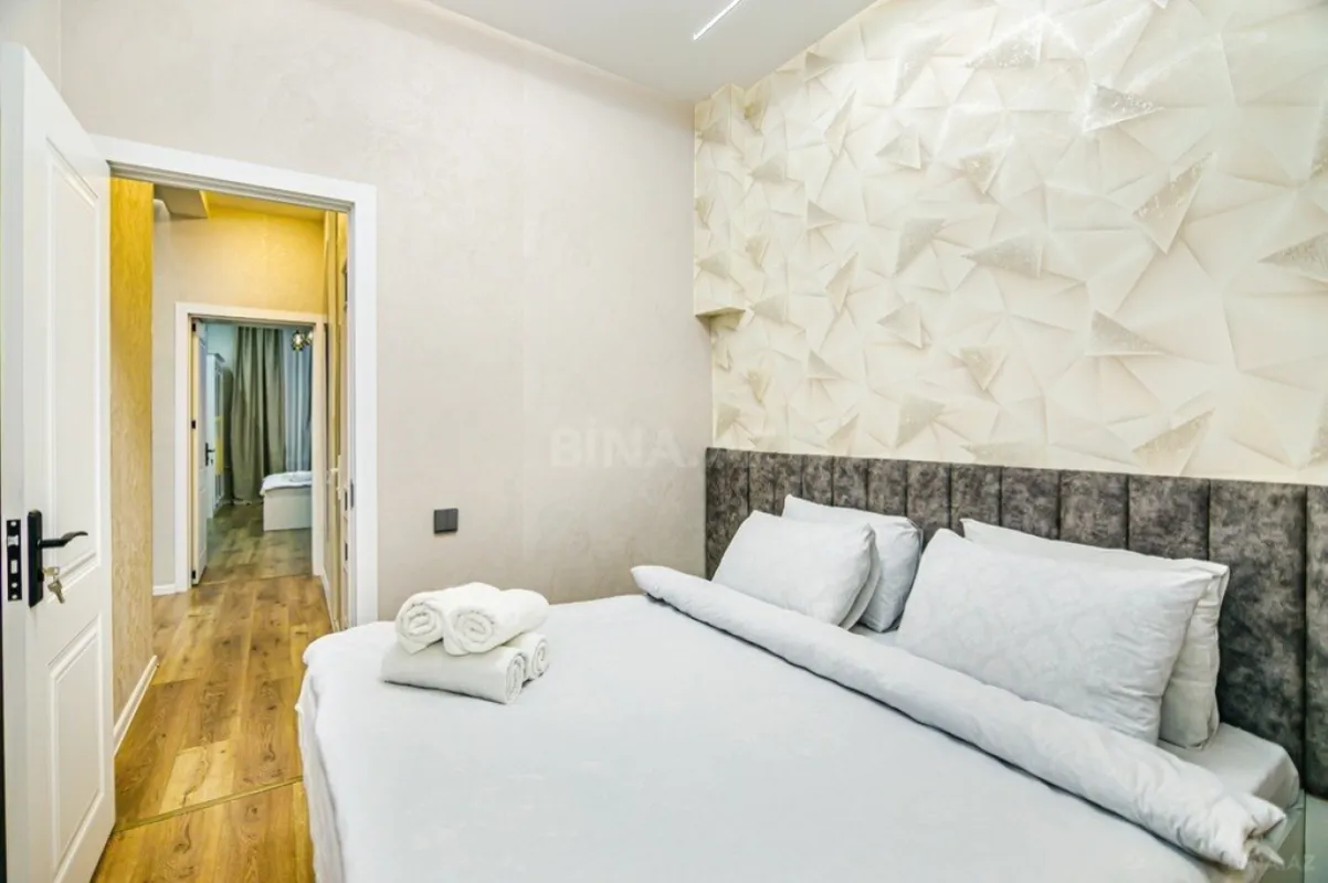 Kirayə verilir 4 otaqlı mənzil 147 m²