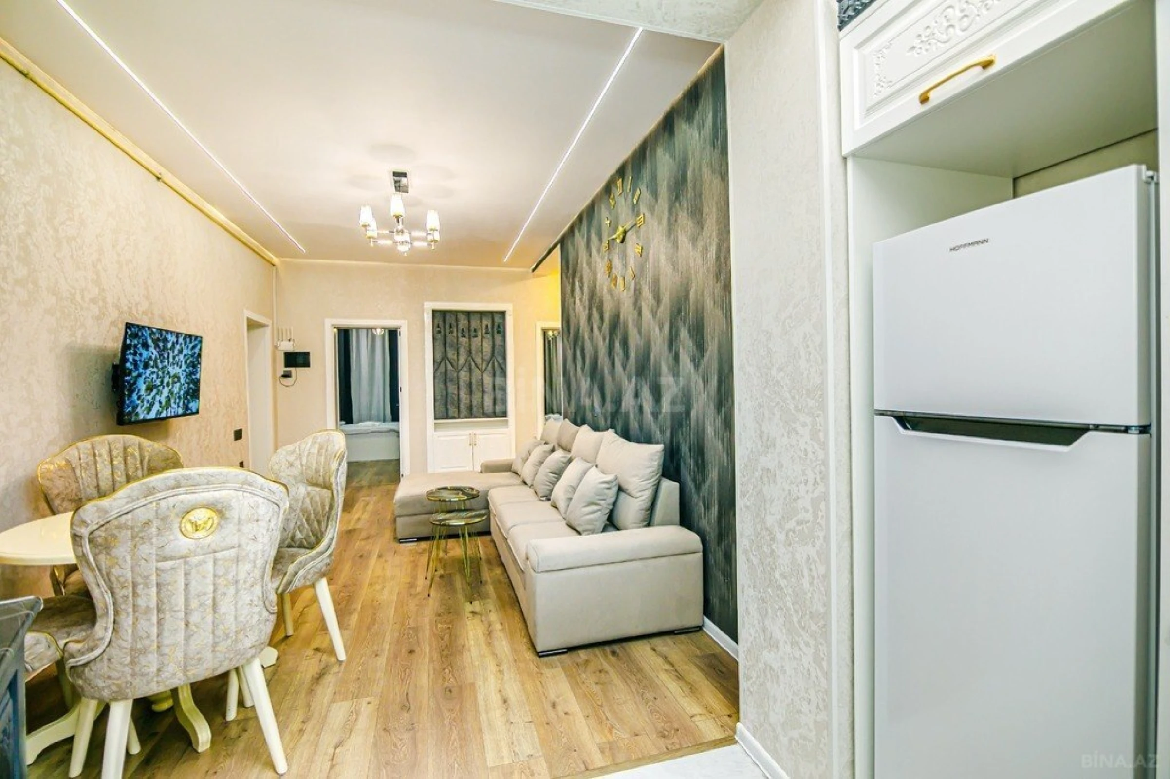 Kirayə verilir 4 otaqlı mənzil 147 m²