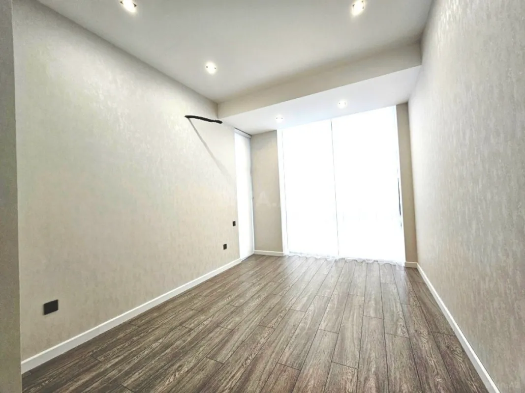Satılır 3 otaqlı mənzil 97 m²
