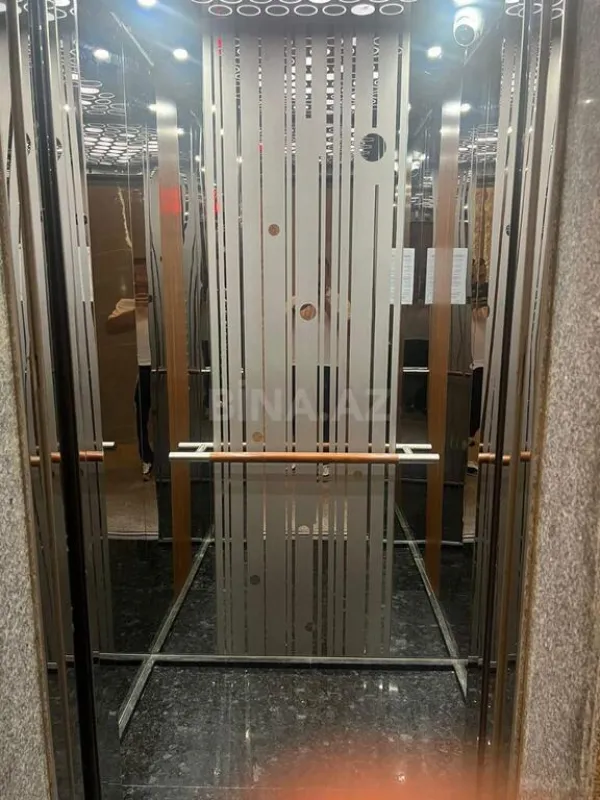 Satılır 2 otaqlı mənzil 70 m²