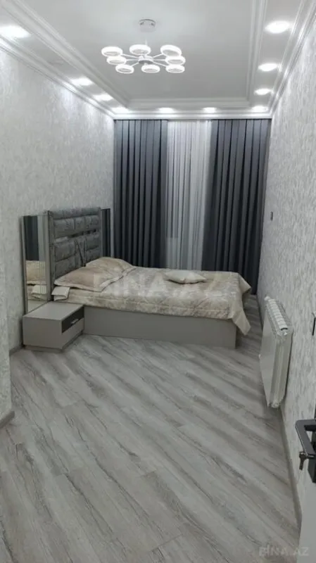 Satılır 2 otaqlı mənzil 70 m²