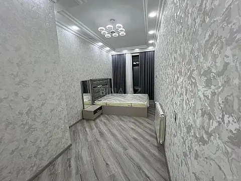 Satılır 2 otaqlı mənzil 70 m²