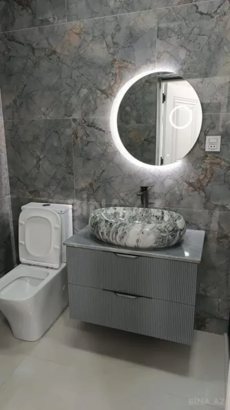 Satılır 2 otaqlı mənzil 70 m²