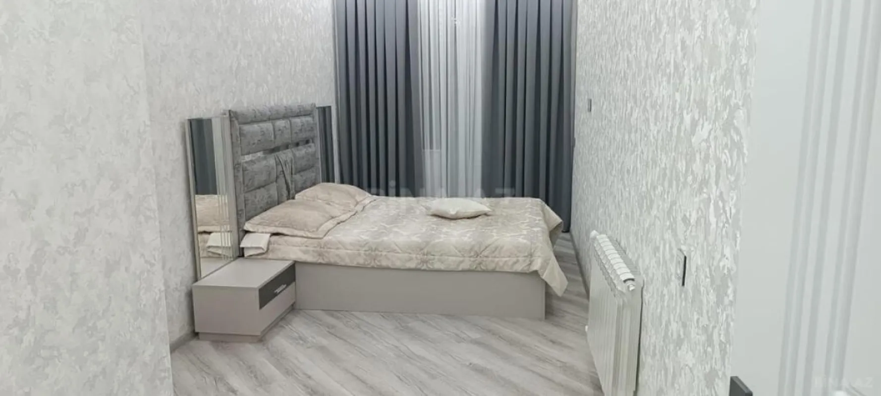 Satılır 2 otaqlı mənzil 70 m²