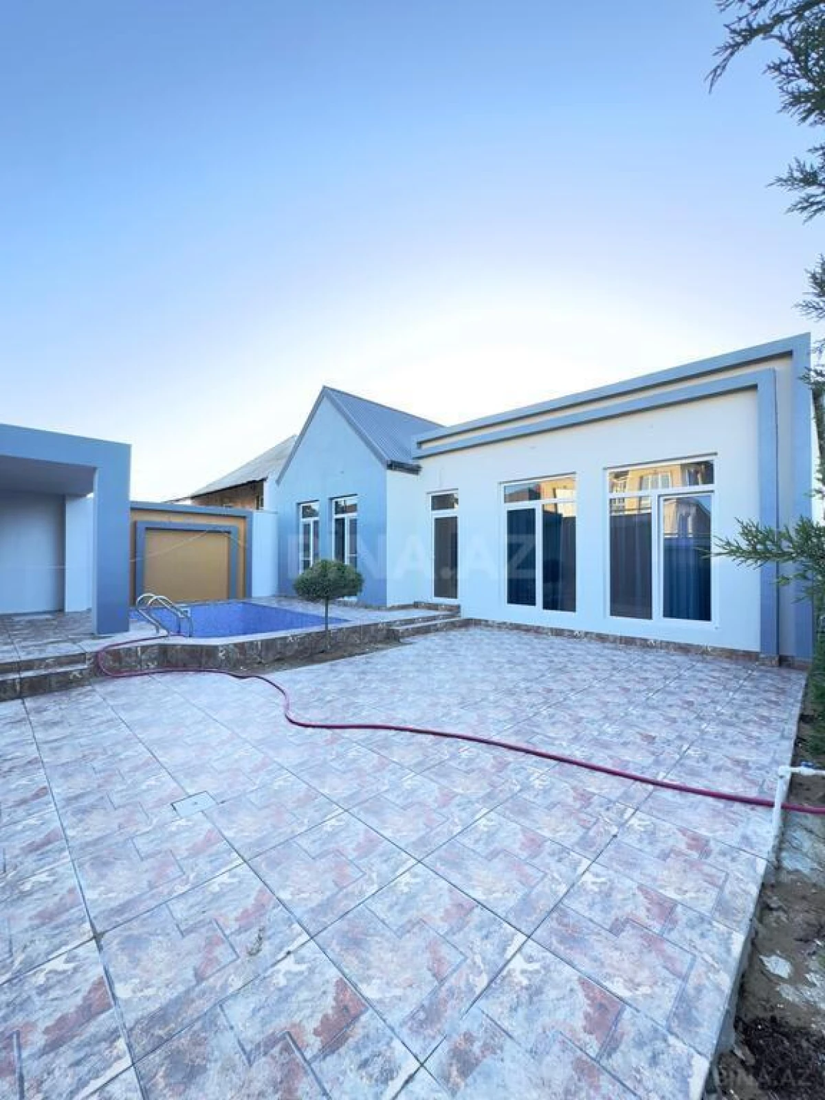 Satılır 4 otaqlı həyət evi 150 m²