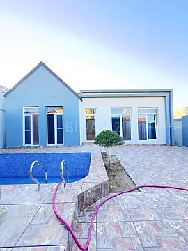 Satılır 4 otaqlı həyət evi 150 m²