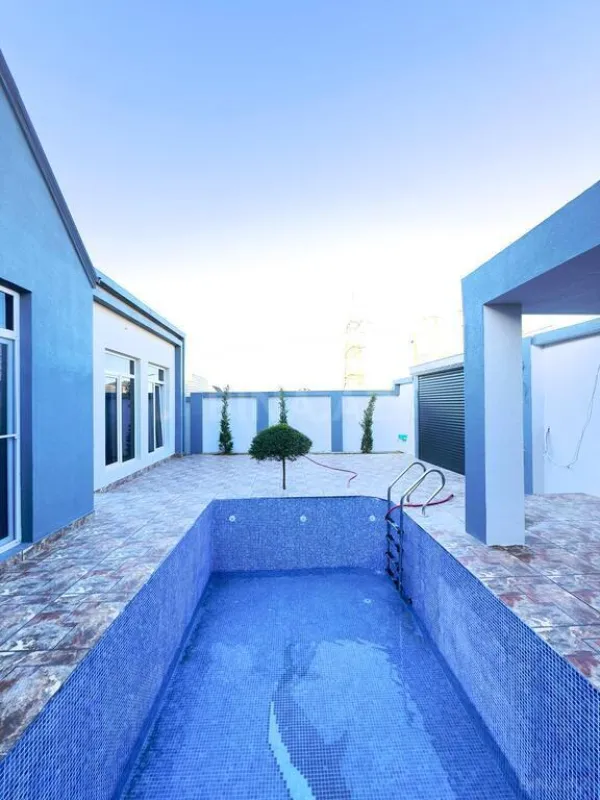 Satılır 4 otaqlı həyət evi 150 m²