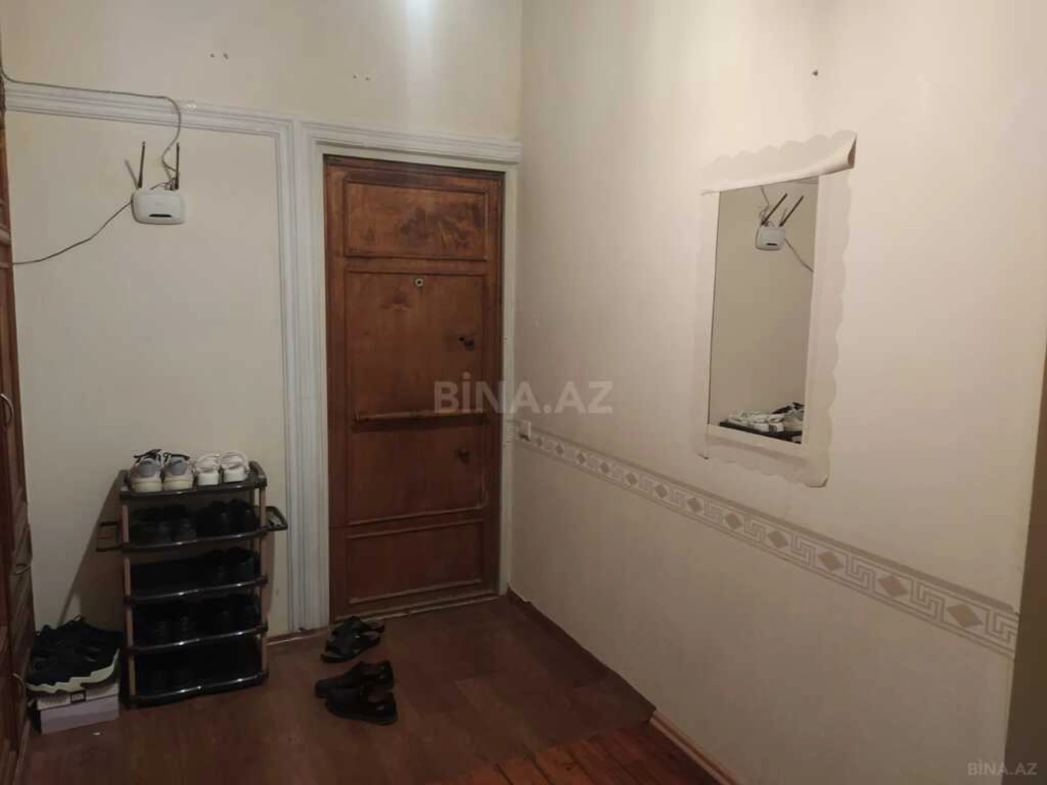 Satılır 5 otaqlı mənzil 125 m²