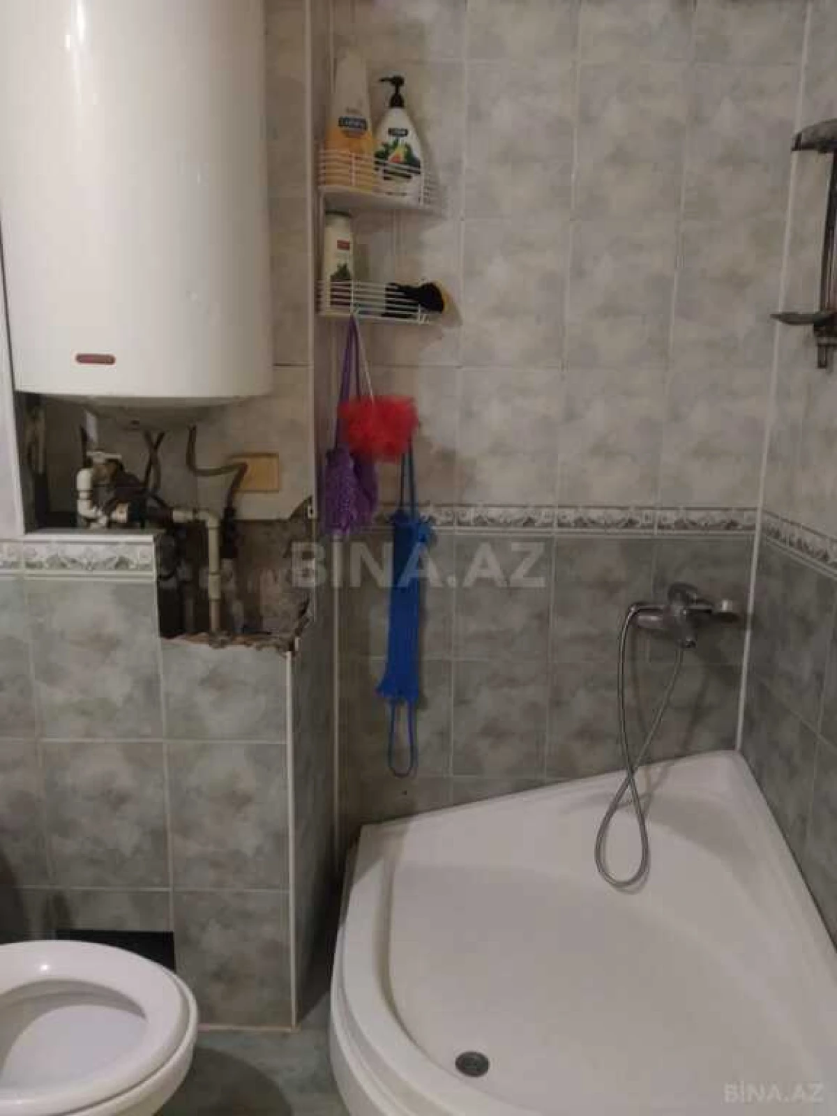 Satılır 5 otaqlı mənzil 125 m²