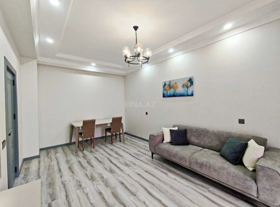 Satılır 2 otaqlı mənzil 85 m²