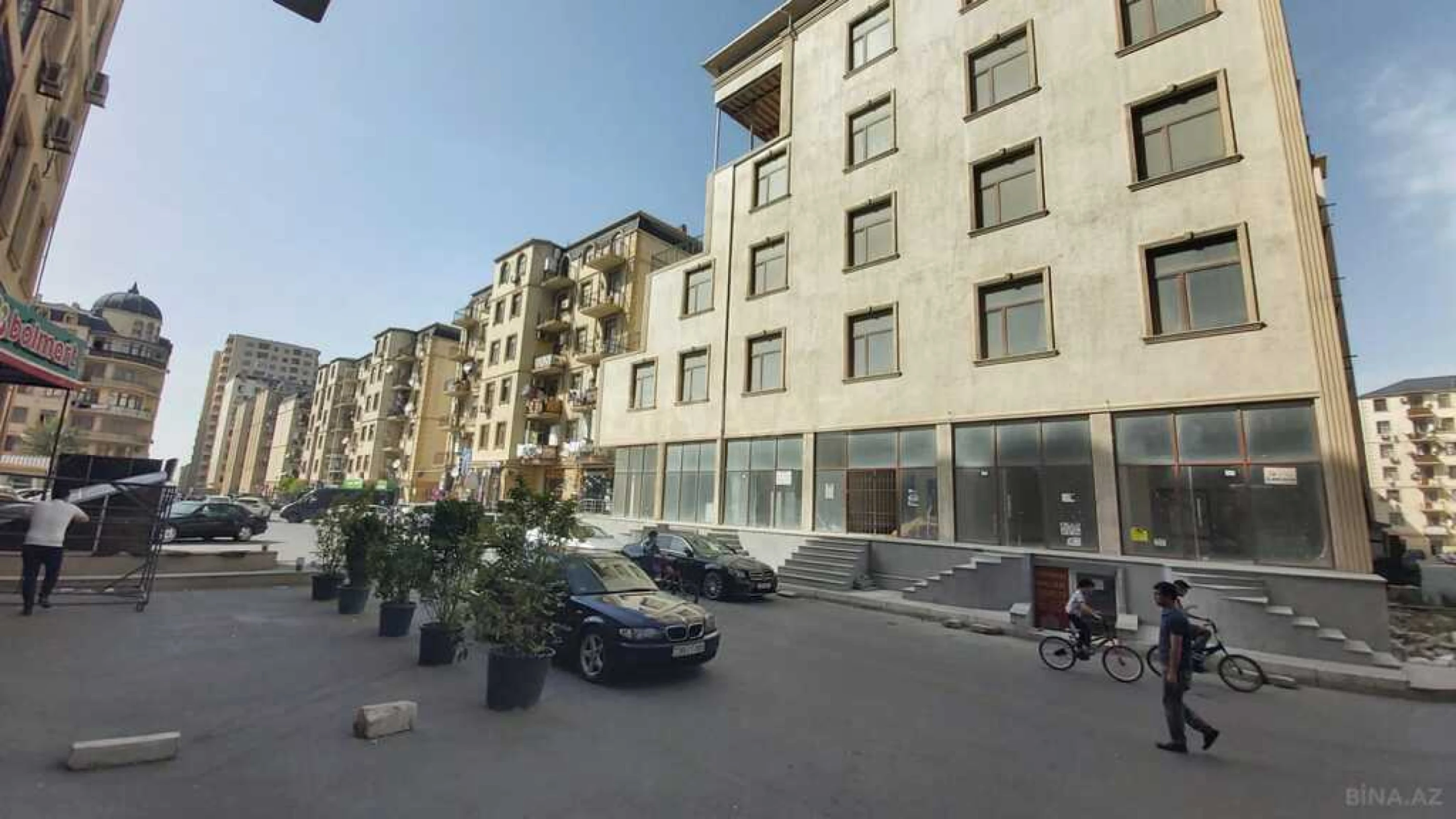 Satılır obyekt 143 m²