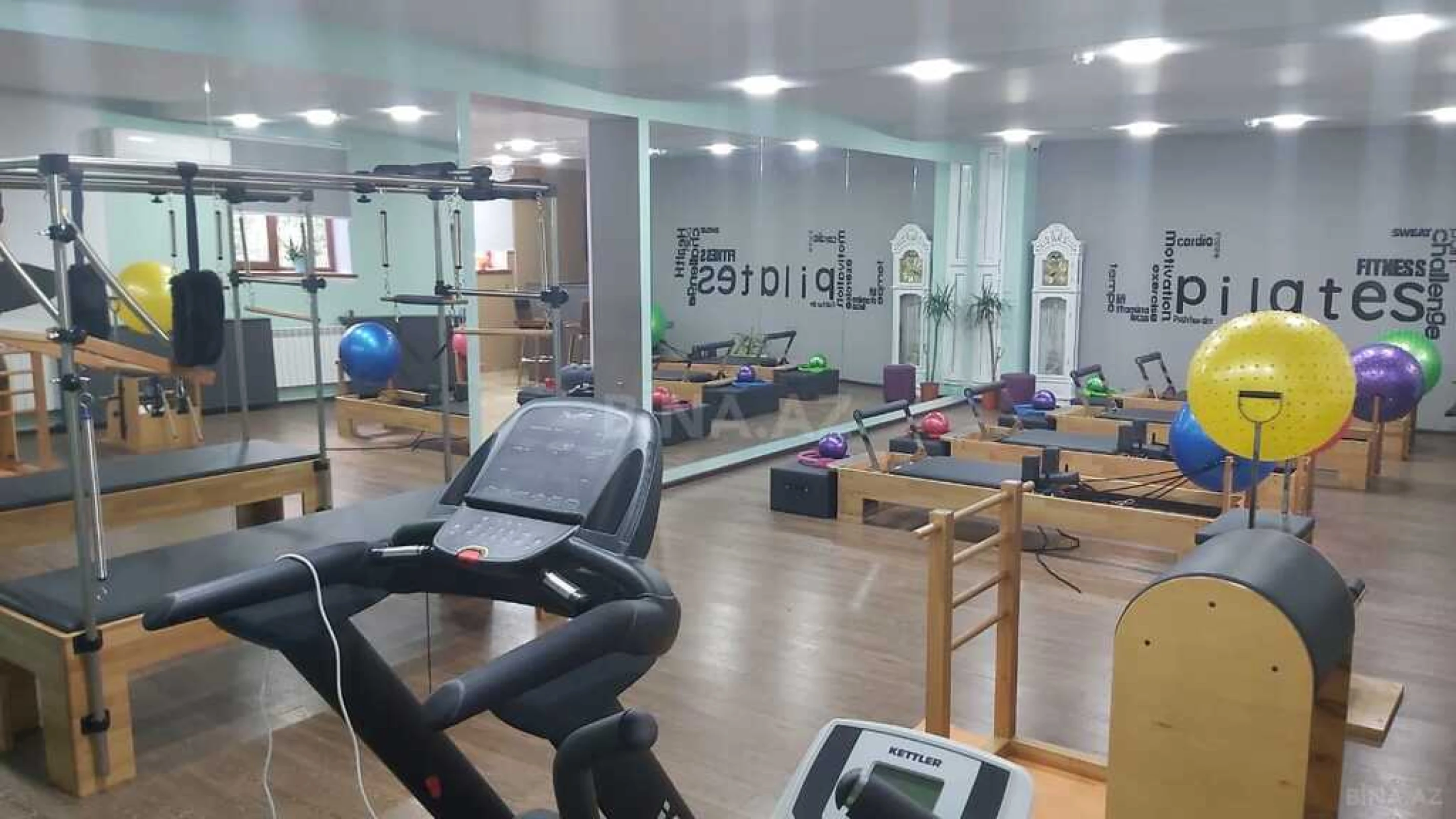 Satılır obyekt 143 m²