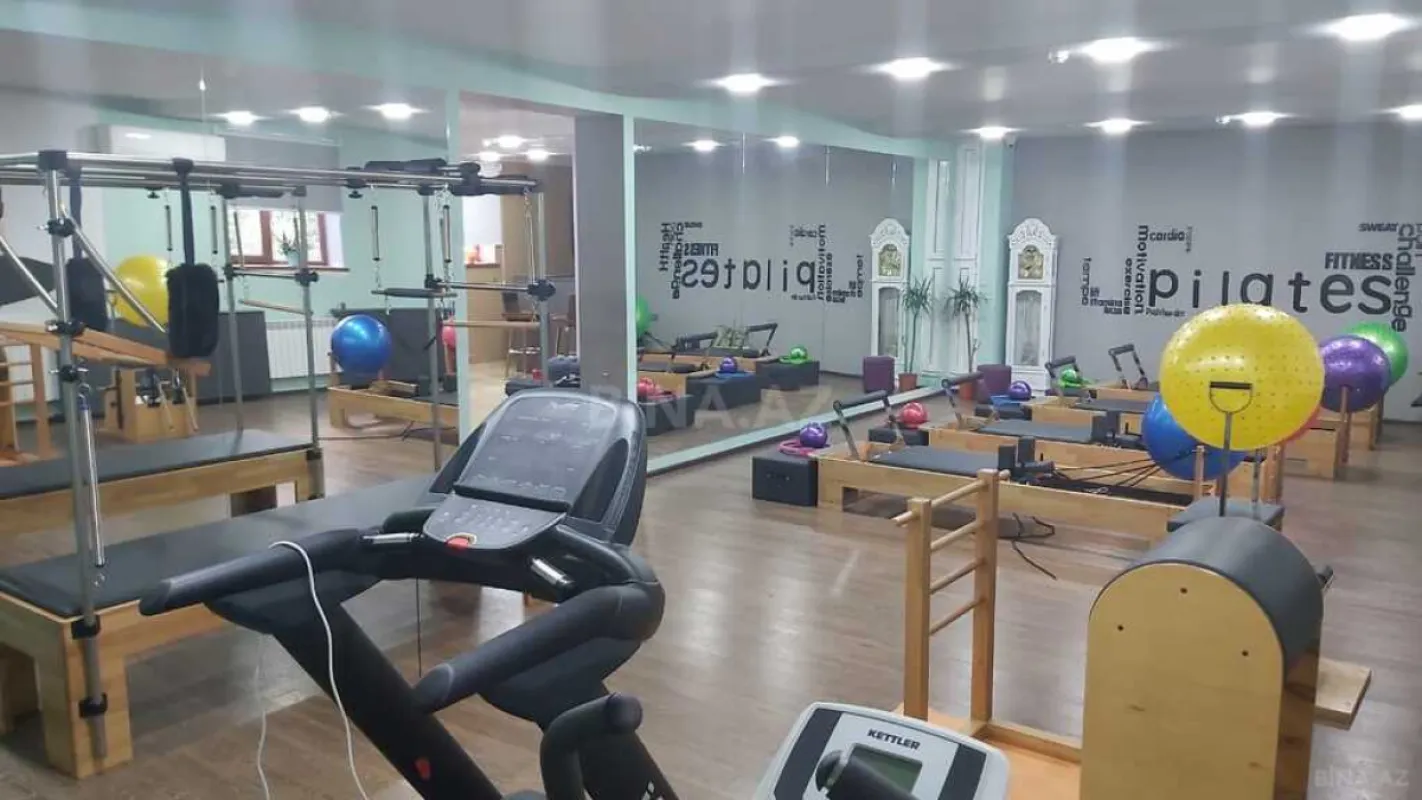 Satılır obyekt 143 m²