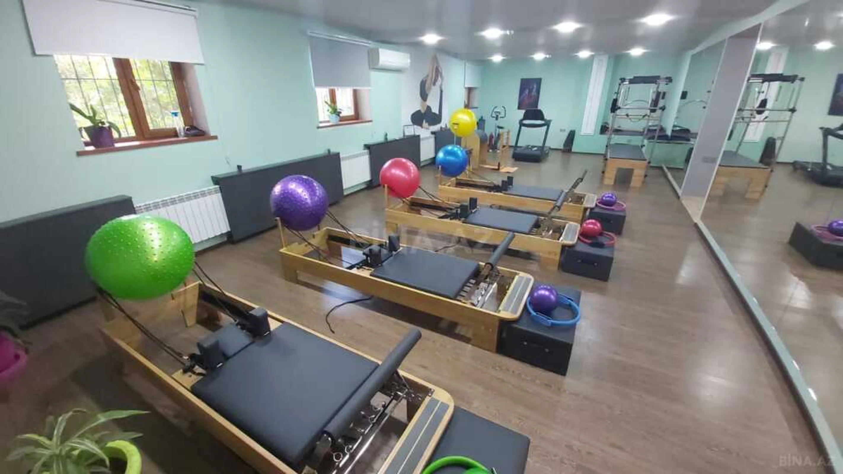 Satılır obyekt 143 m²