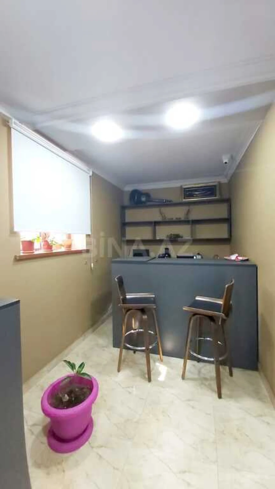 Satılır obyekt 143 m²