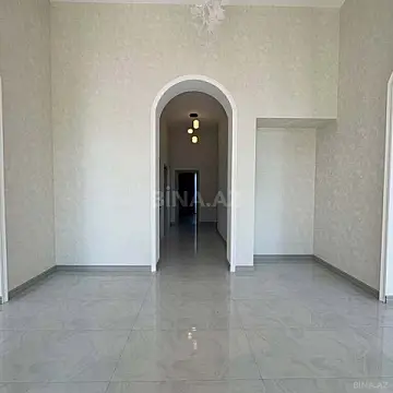 Satılır 5 otaqlı həyət evi 200 m²