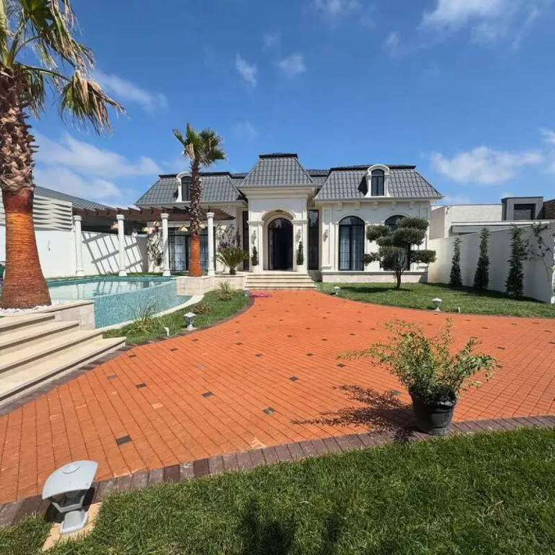 Satılır 5 otaqlı həyət evi 200 m²