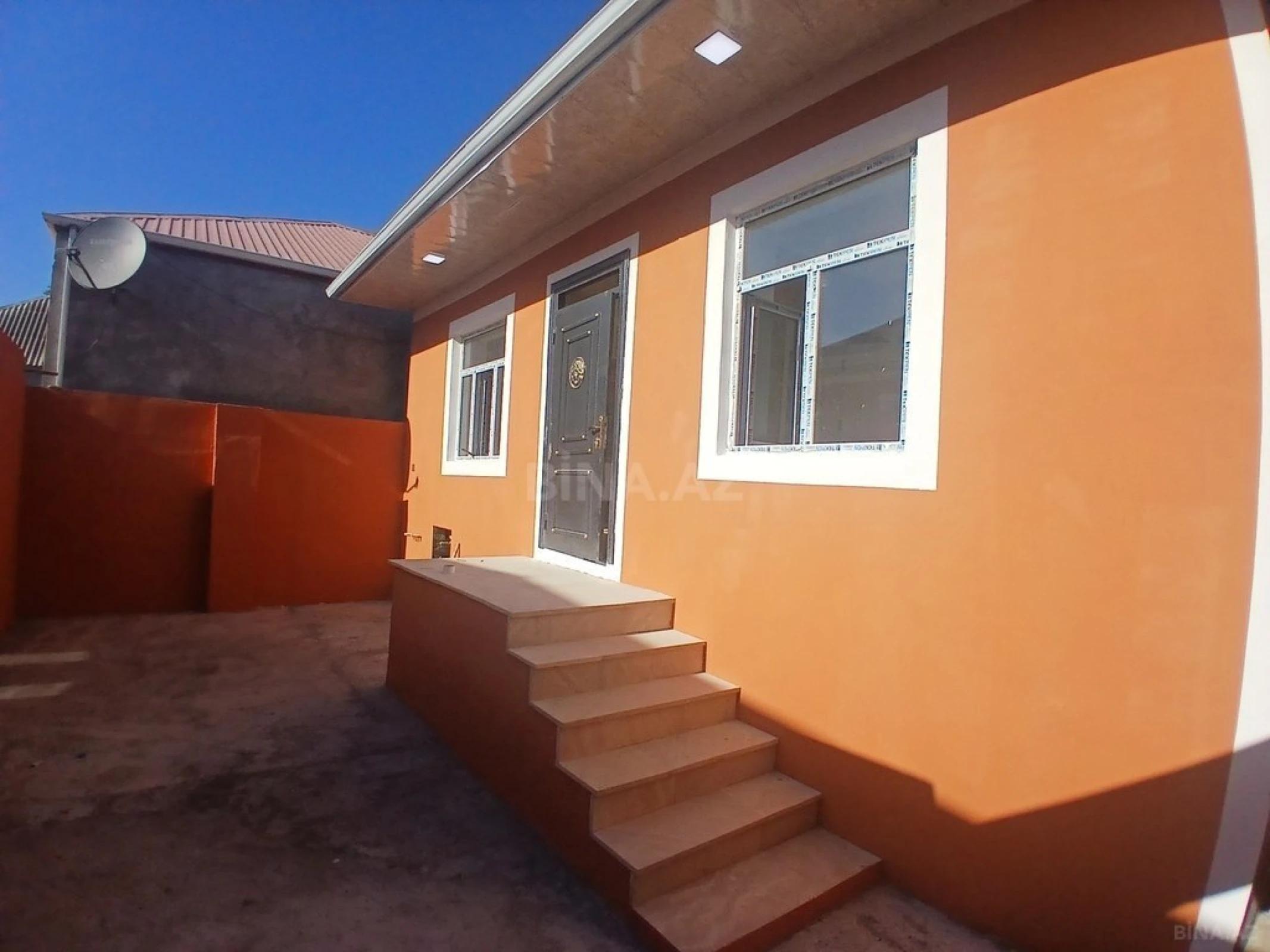 Satılır 3 otaqlı həyət evi 80 m²