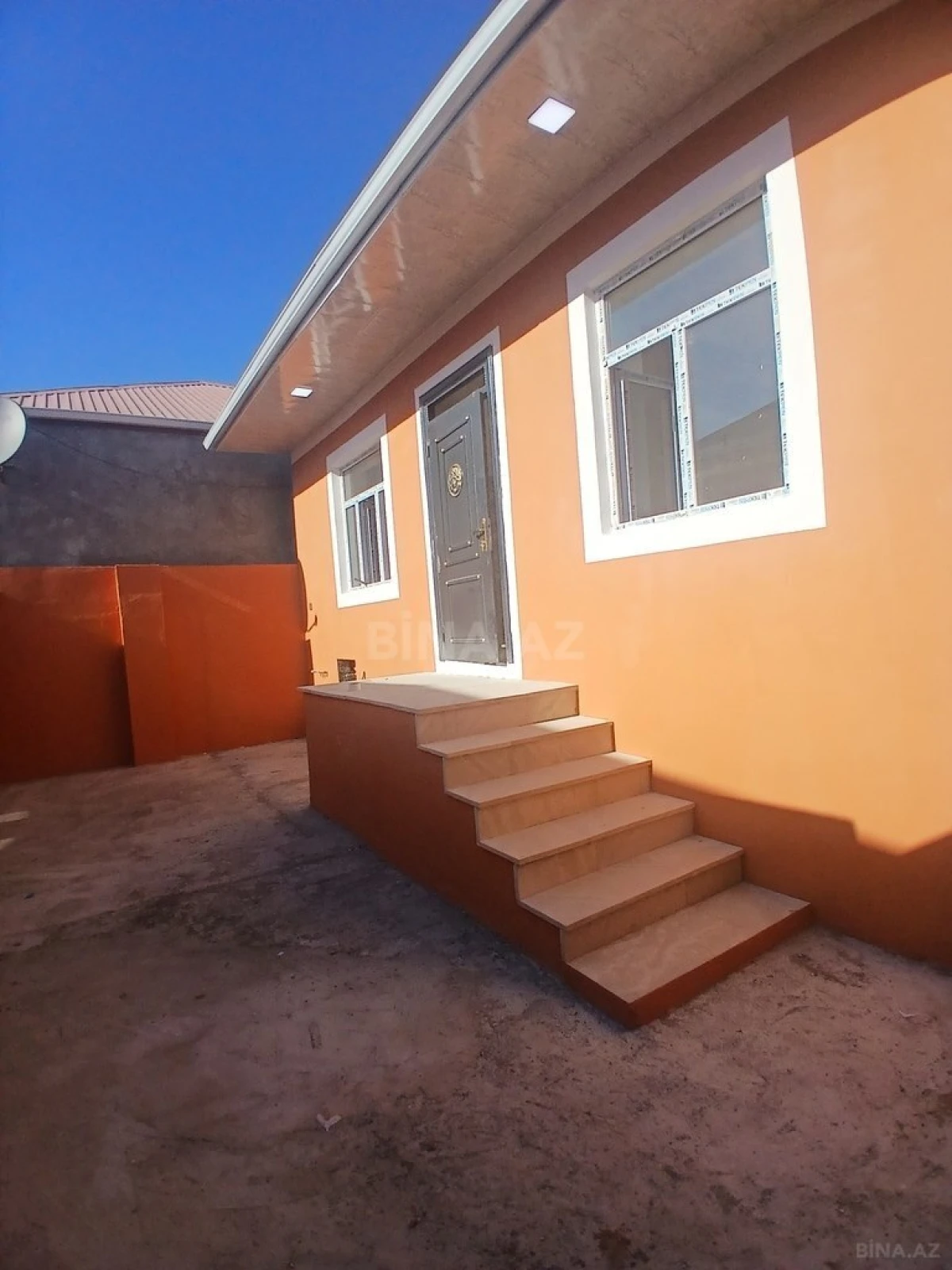 Satılır 3 otaqlı həyət evi 80 m²