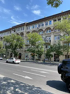 Satılır 3 otaqlı mənzil 100 m² — Bakı, Nəsimi 3 otaq 100.00 m²