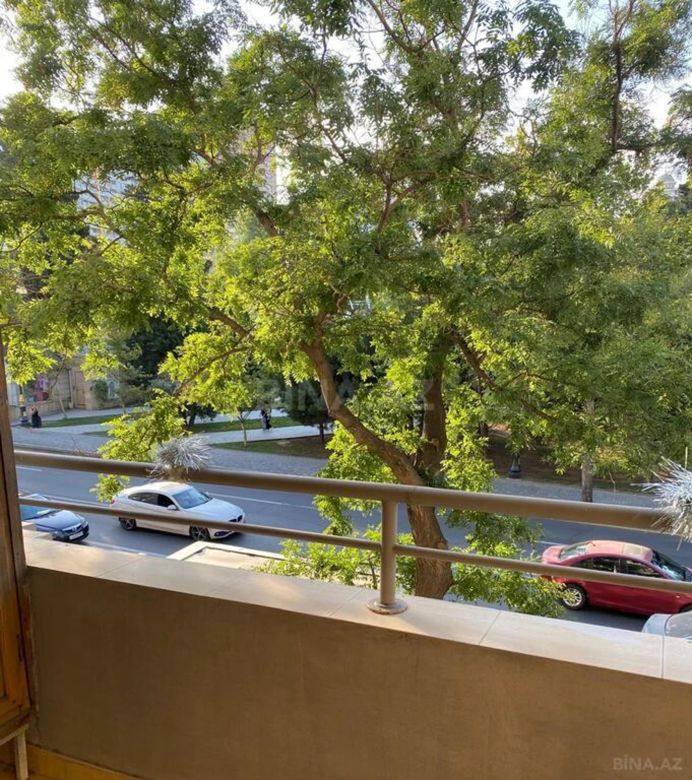 Satılır 3 otaqlı mənzil 100 m²