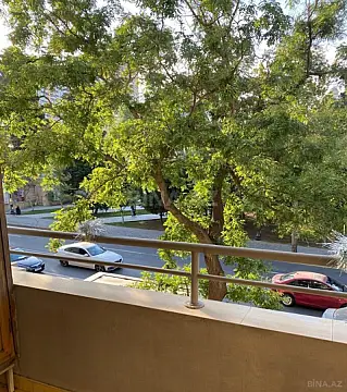 Satılır 3 otaqlı mənzil 100 m²