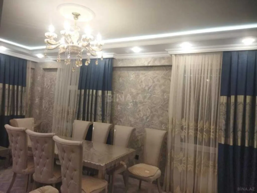 Satılır 3 otaqlı mənzil 110 m²
