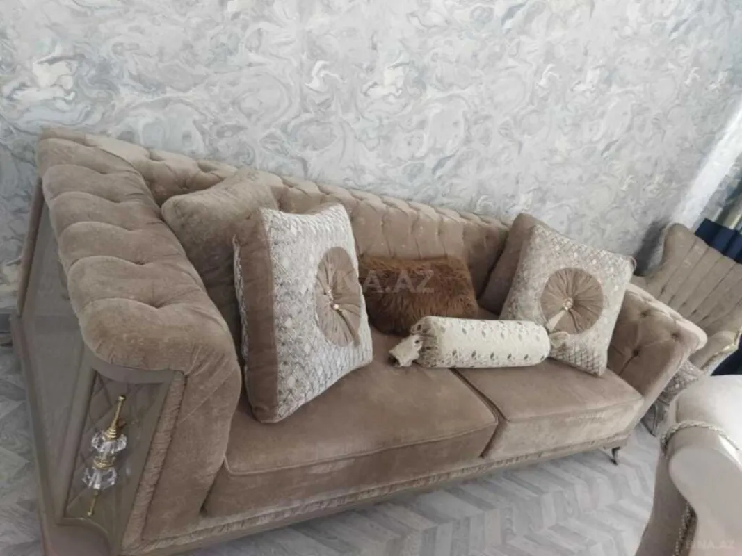 Satılır 3 otaqlı mənzil 110 m²