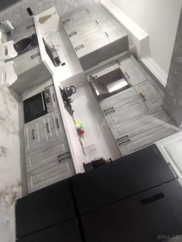 Satılır 3 otaqlı mənzil 110 m²