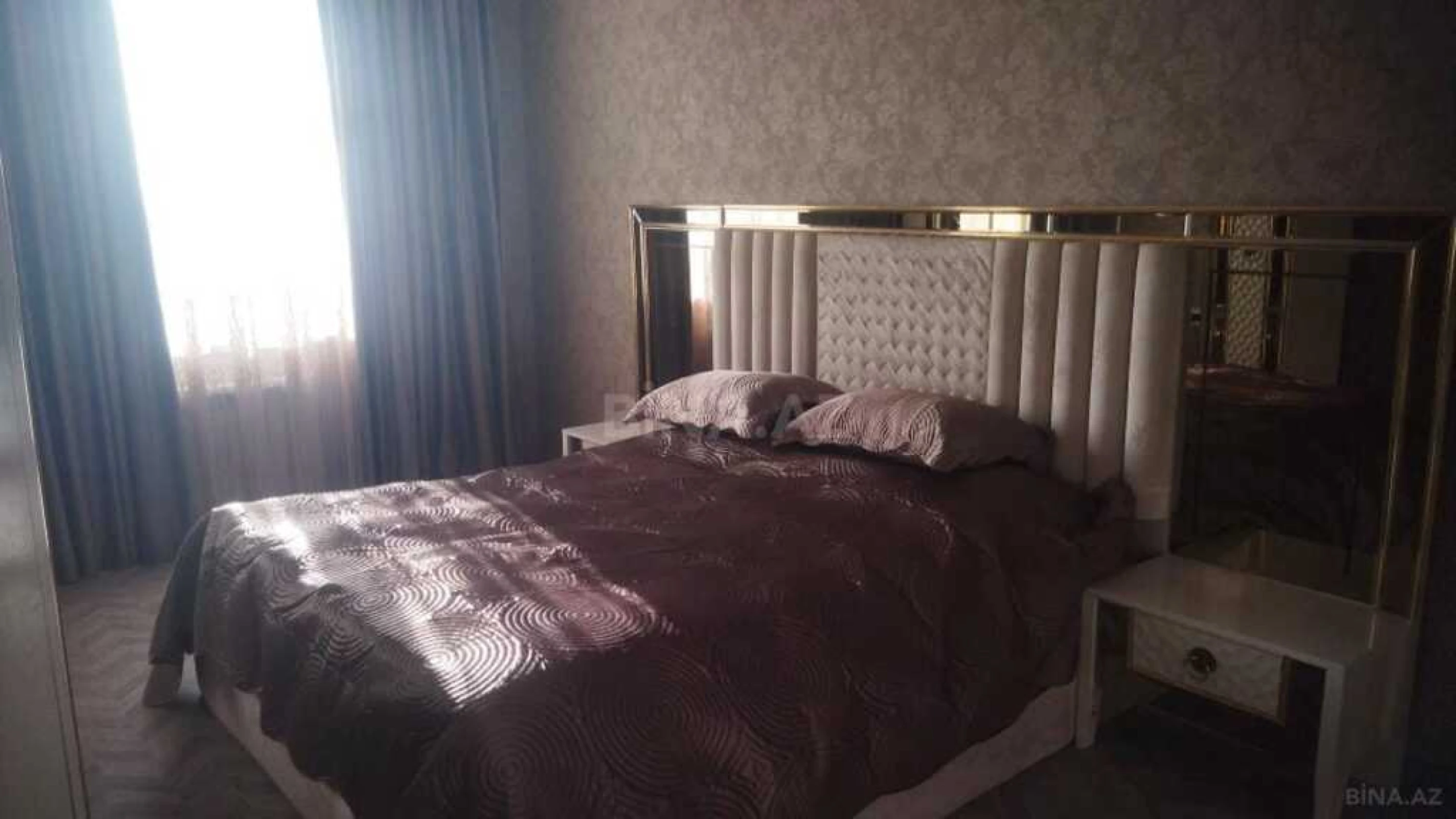 Satılır 3 otaqlı mənzil 110 m²